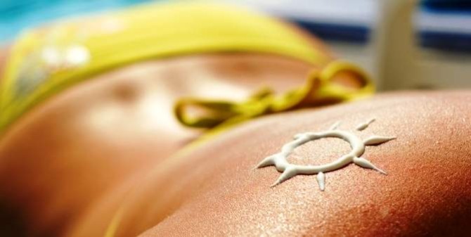 11 ways of treating sun tan at home