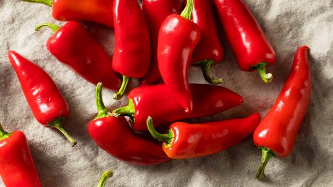 Capsaicin Health Benefits, Precaution, and Side-effects