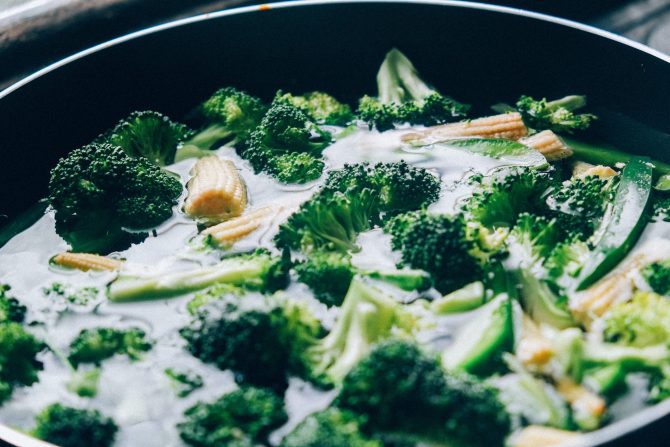 How Long to Boil Broccoli and Health Benefits of Eating It