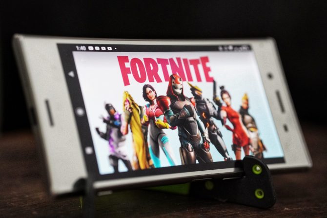 Easy Guide: How to play Fortnite on Chromebook: